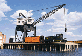 Pier & Travaling Crane