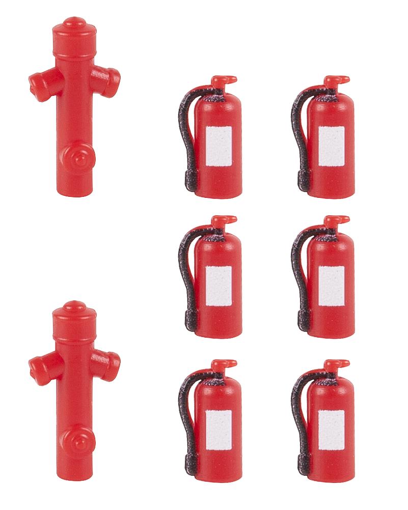 6 Feuerlöscher & 2 Hydranten