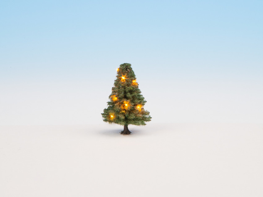 Beleuchteter Weihnachtsbaum grün