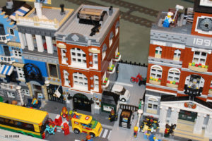 Lego City 10-2018